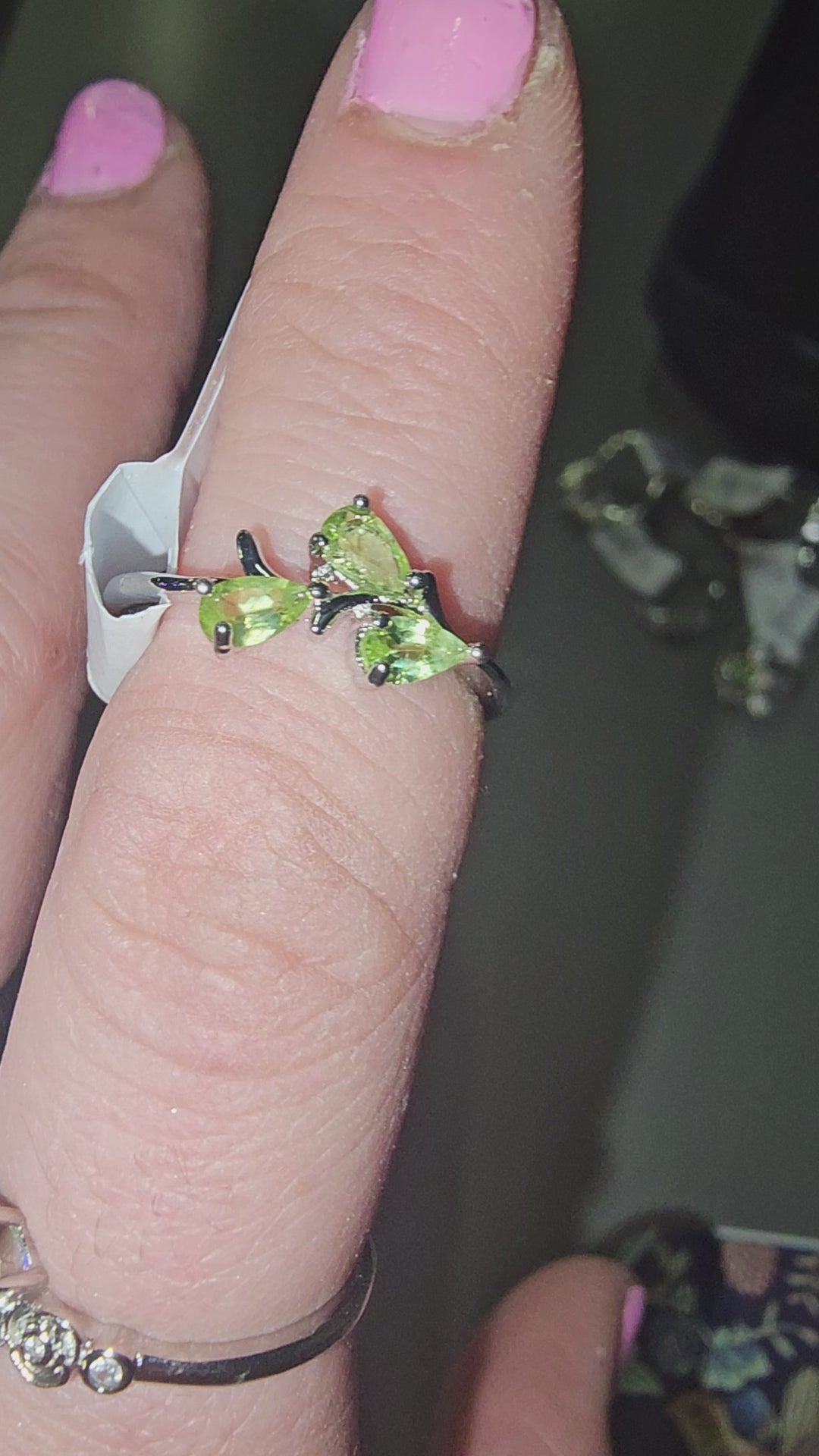 Peridot ring 15W