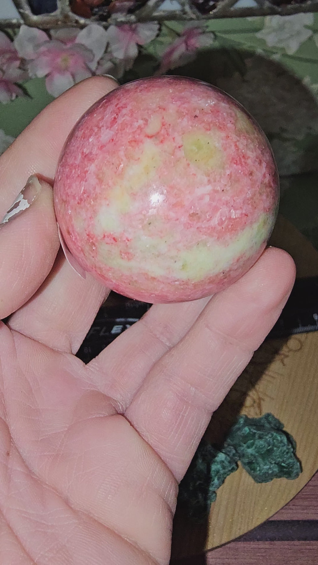 Thulite sphere 35F