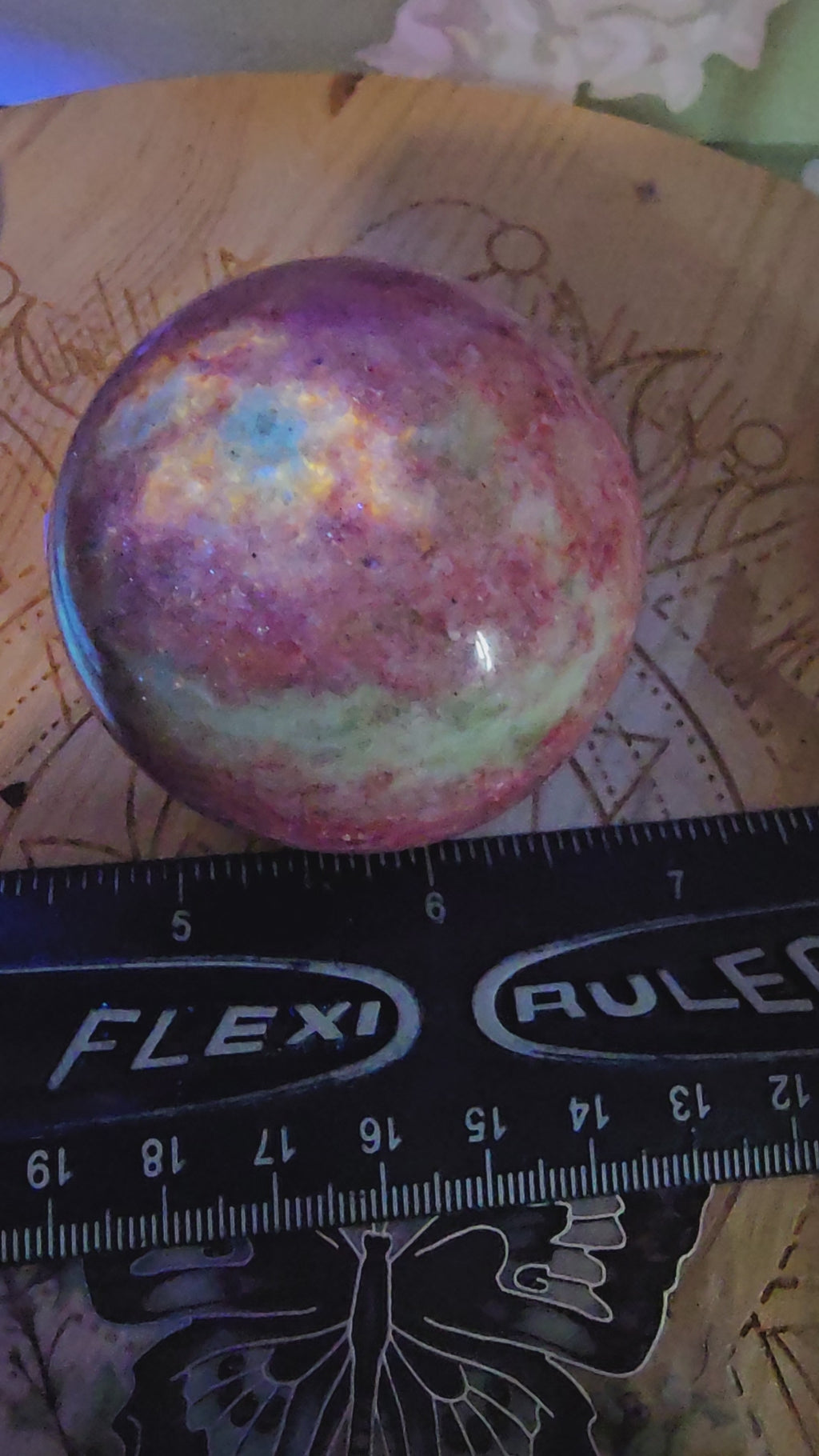 Thulite sphere 35F