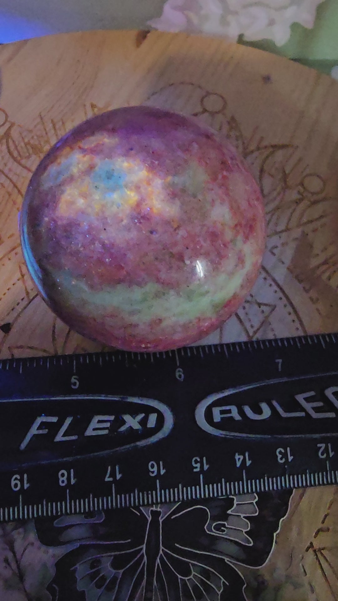Thulite sphere 35F