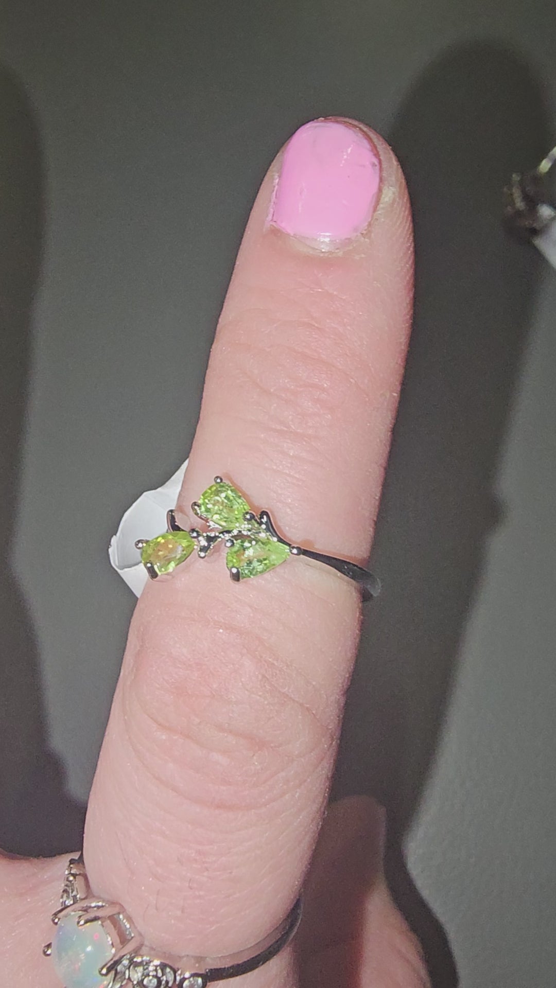 Peridot ring 15W