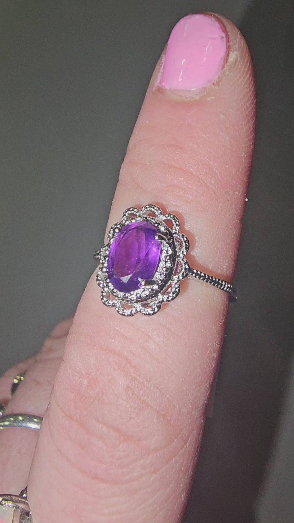 Amethyst ring 15o