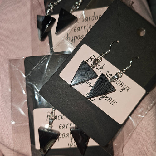 Black sardonyx earrings