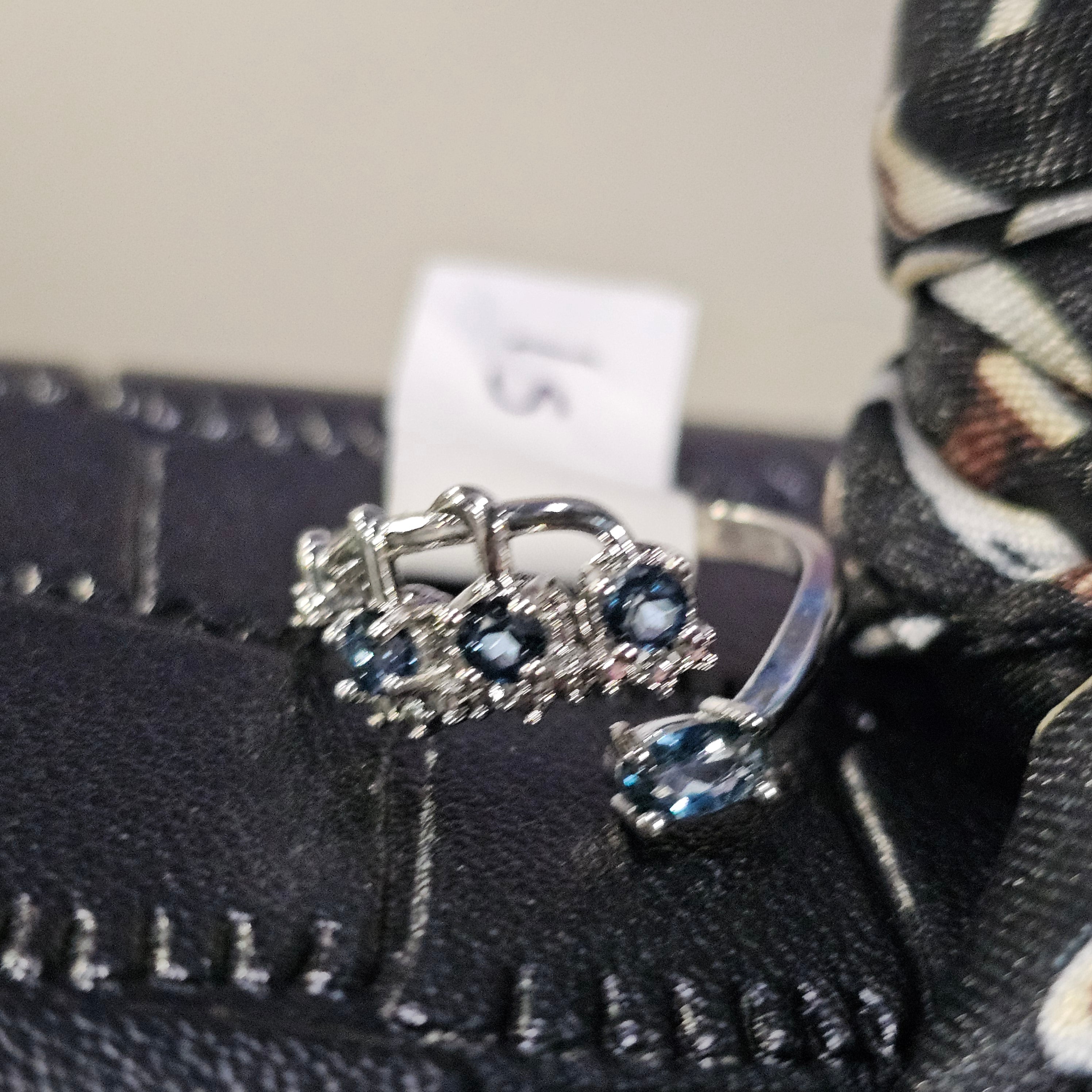Blue topaz ring 15y